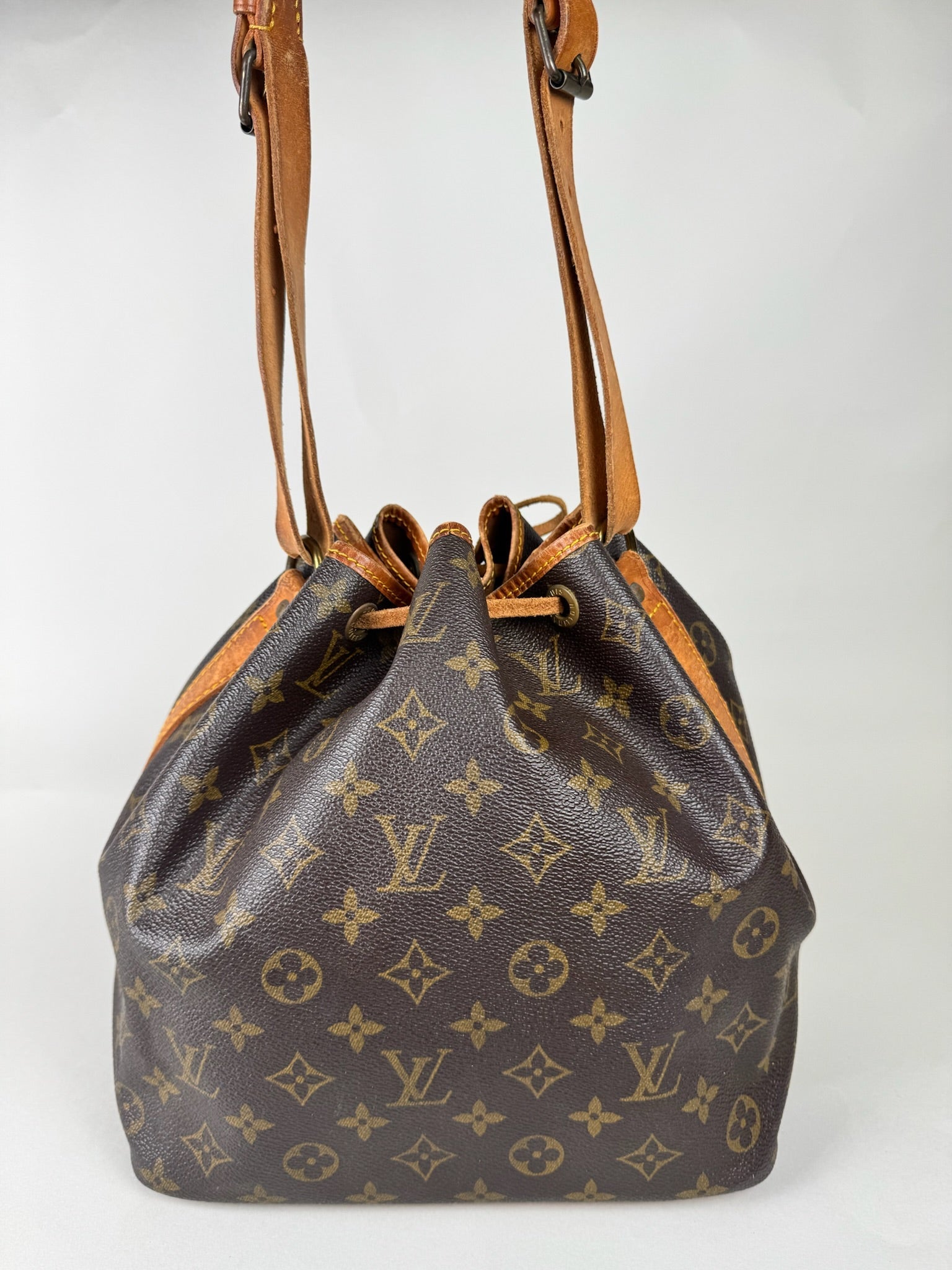 Louis Vuitton Petit Noe - respace.studio