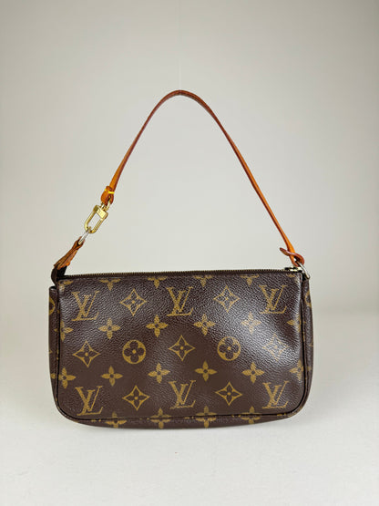 Louis Vuitton Pochette Accesories - respace.studio