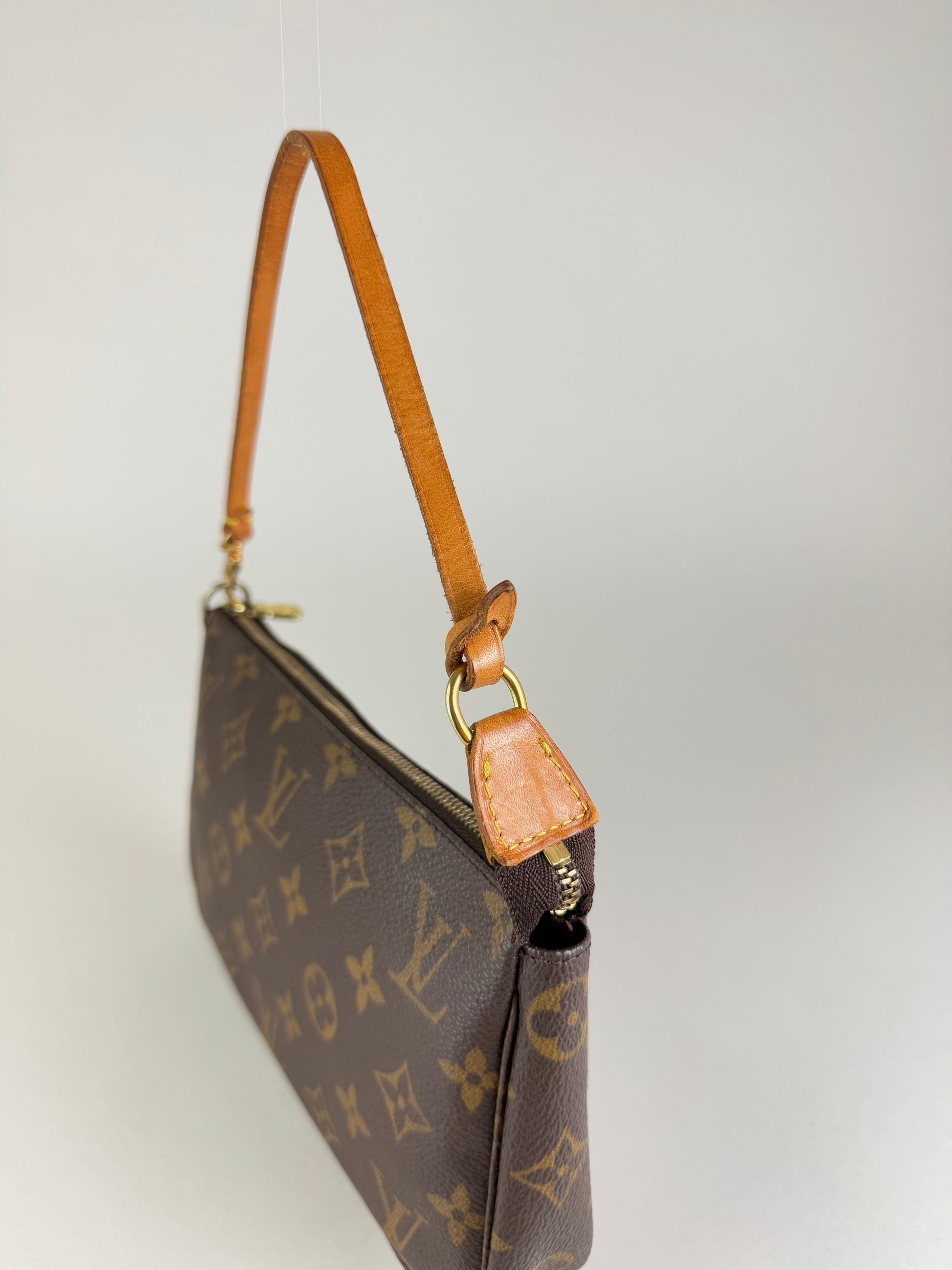 Louis Vuitton Pochette Accessories - respace.studio