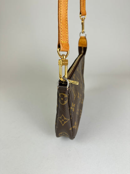 Louis Vuitton Pochette Accessories - respace.studio
