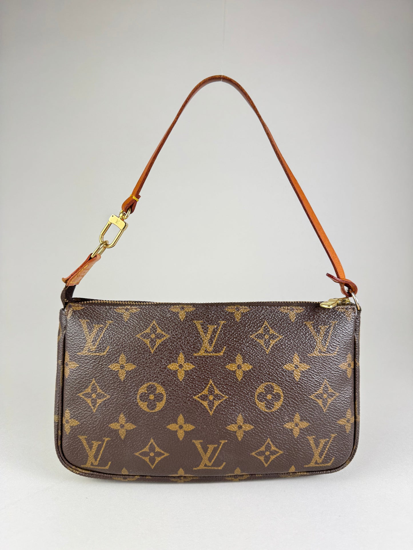 Louis Vuitton Pochette Accessories - respace.studio