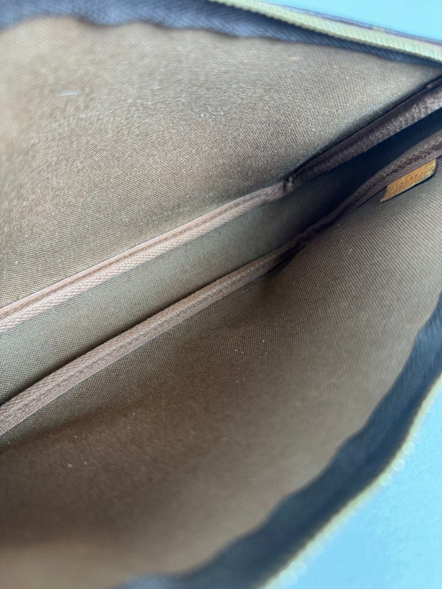Louis Vuitton Pochette Accessories - respace.studio