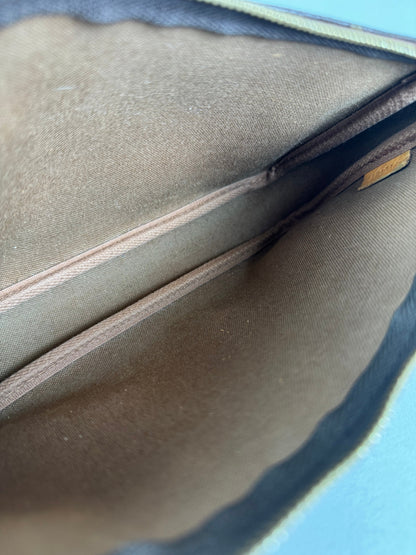 Louis Vuitton Pochette Accessories - respace.studio