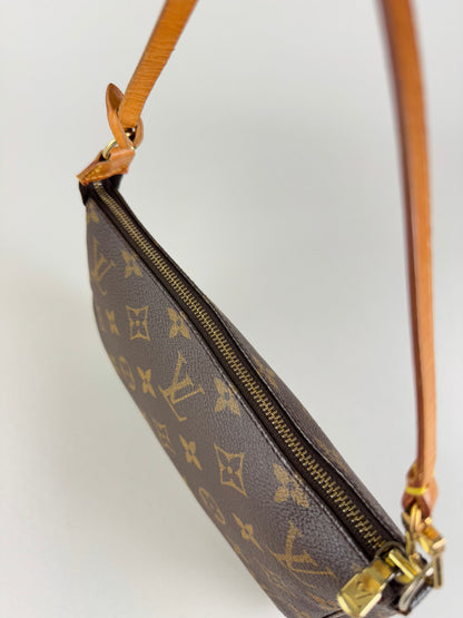 Louis Vuitton Pochette Accessories - respace.studio