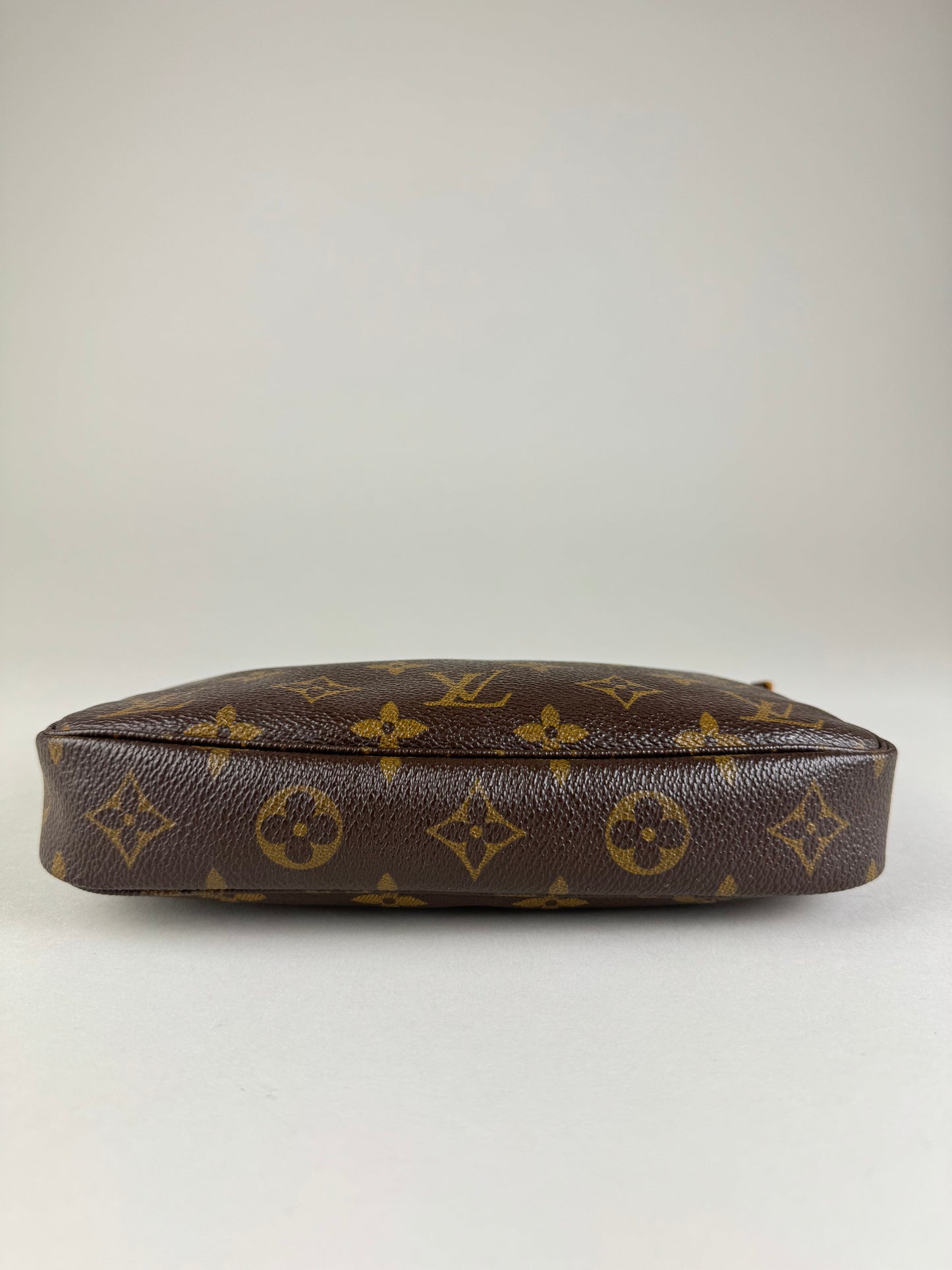 Louis Vuitton Pochette Accessories - respace.studio