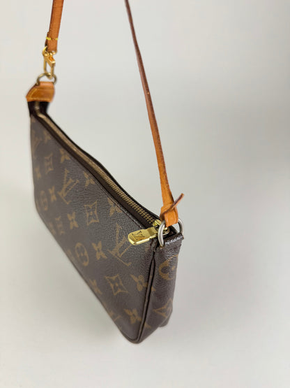 Louis Vuitton Pochette Accessories - respace.studio