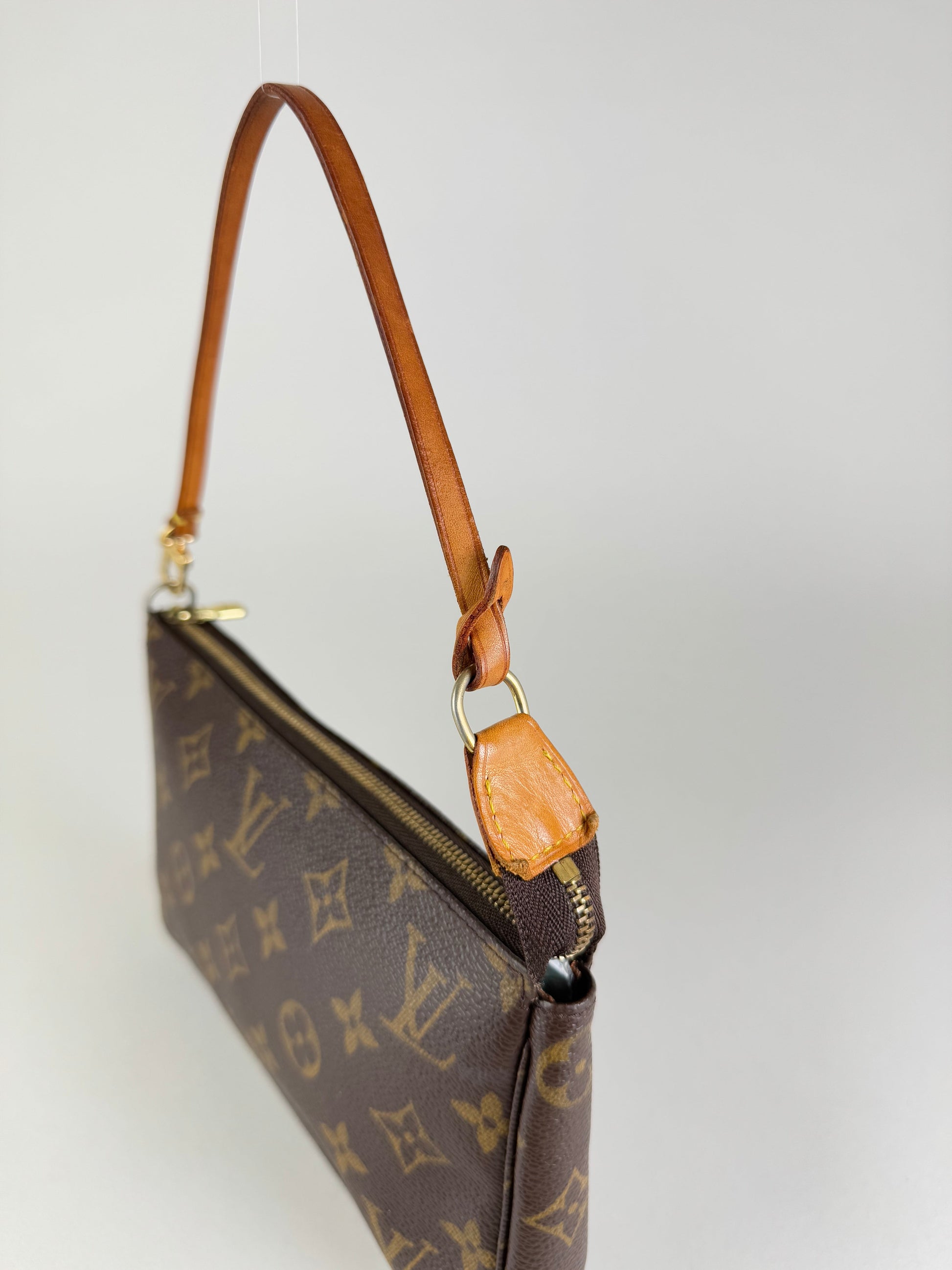 Louis Vuitton Pochette Accessories - respace.studio