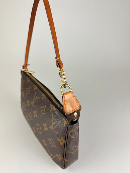 Louis Vuitton Pochette Accessories - respace.studio