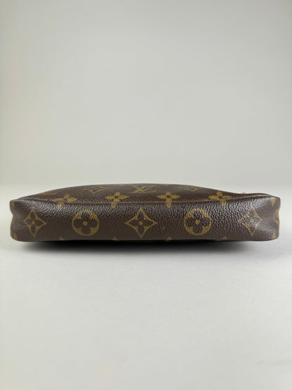 Louis Vuitton Pochette Accessories - respace.studio