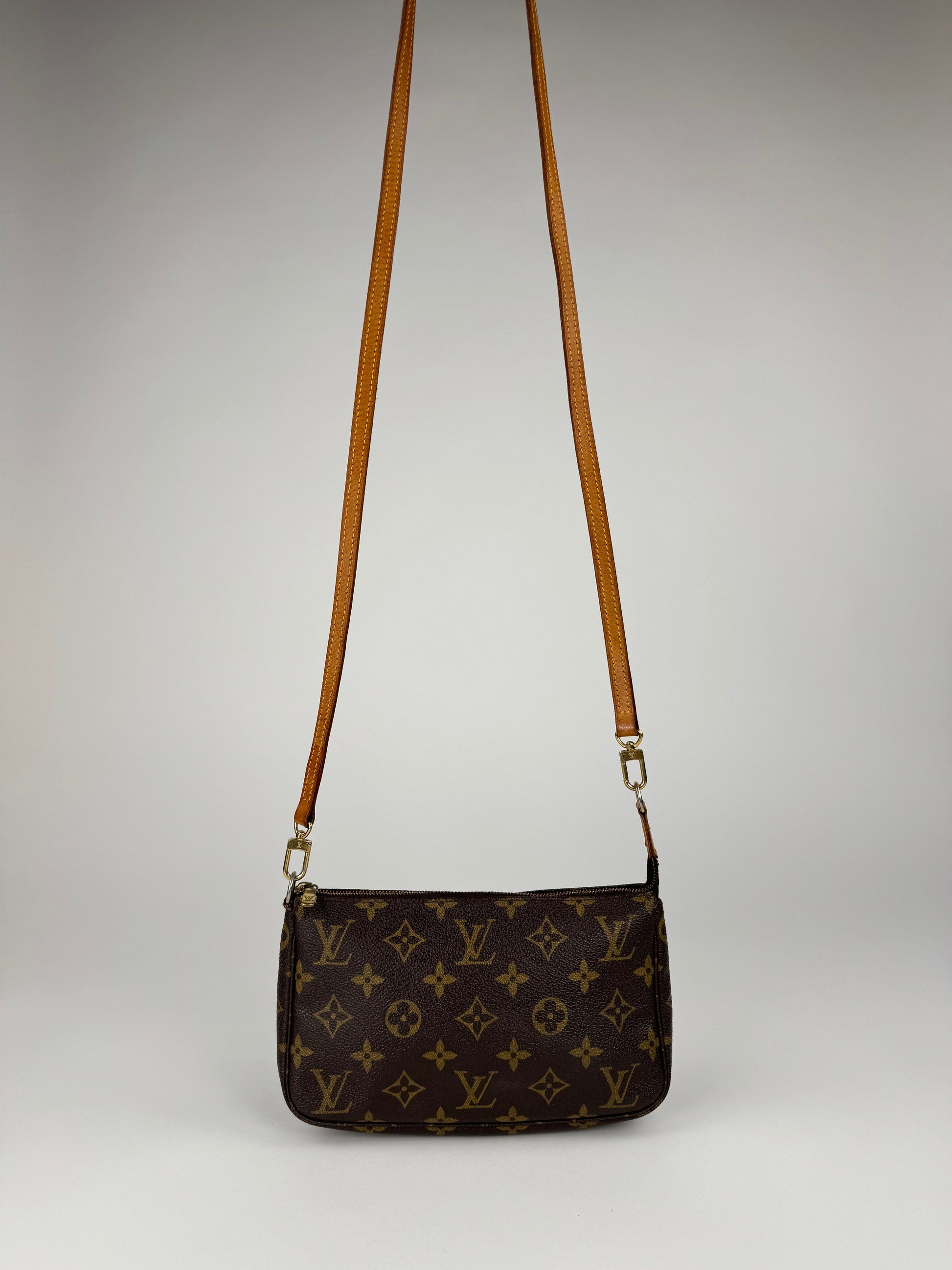 Louis Vuitton Pochette Accessories - respace.studio