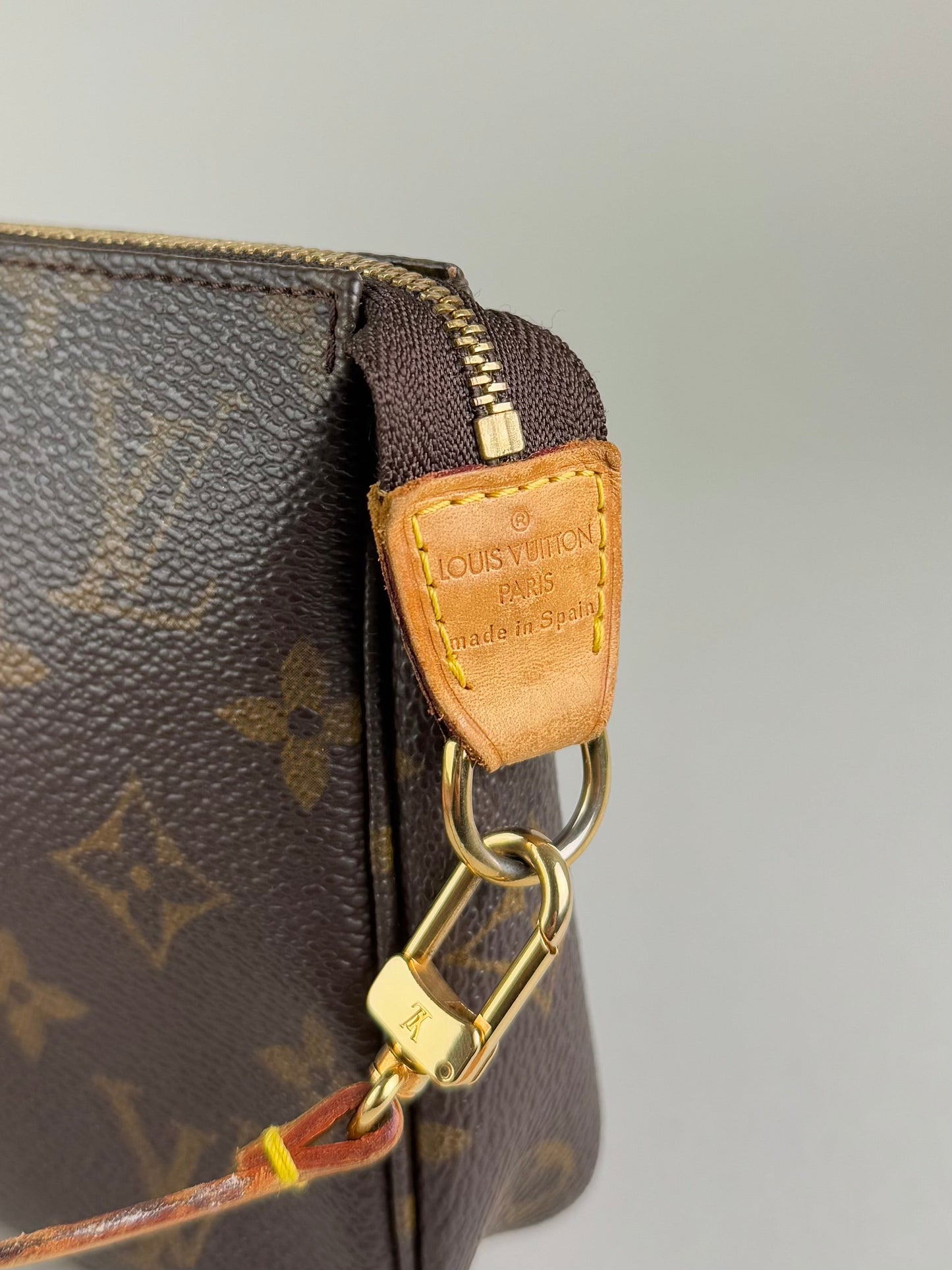 Louis Vuitton Pochette Accessories - respace.studio