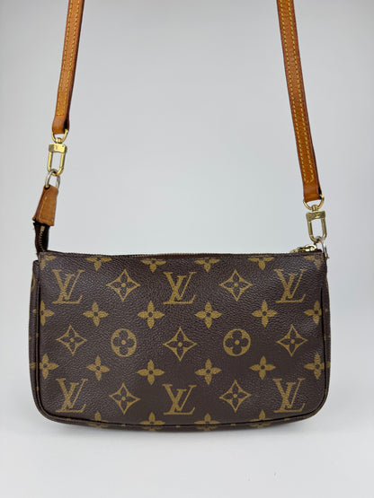 Louis Vuitton Pochette Accessories - respace.studio