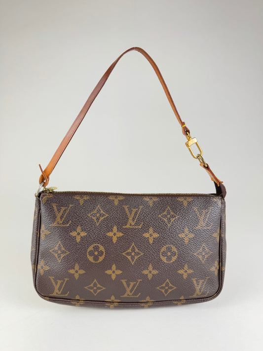 Louis Vuitton Pochette Accessories - respace.studio