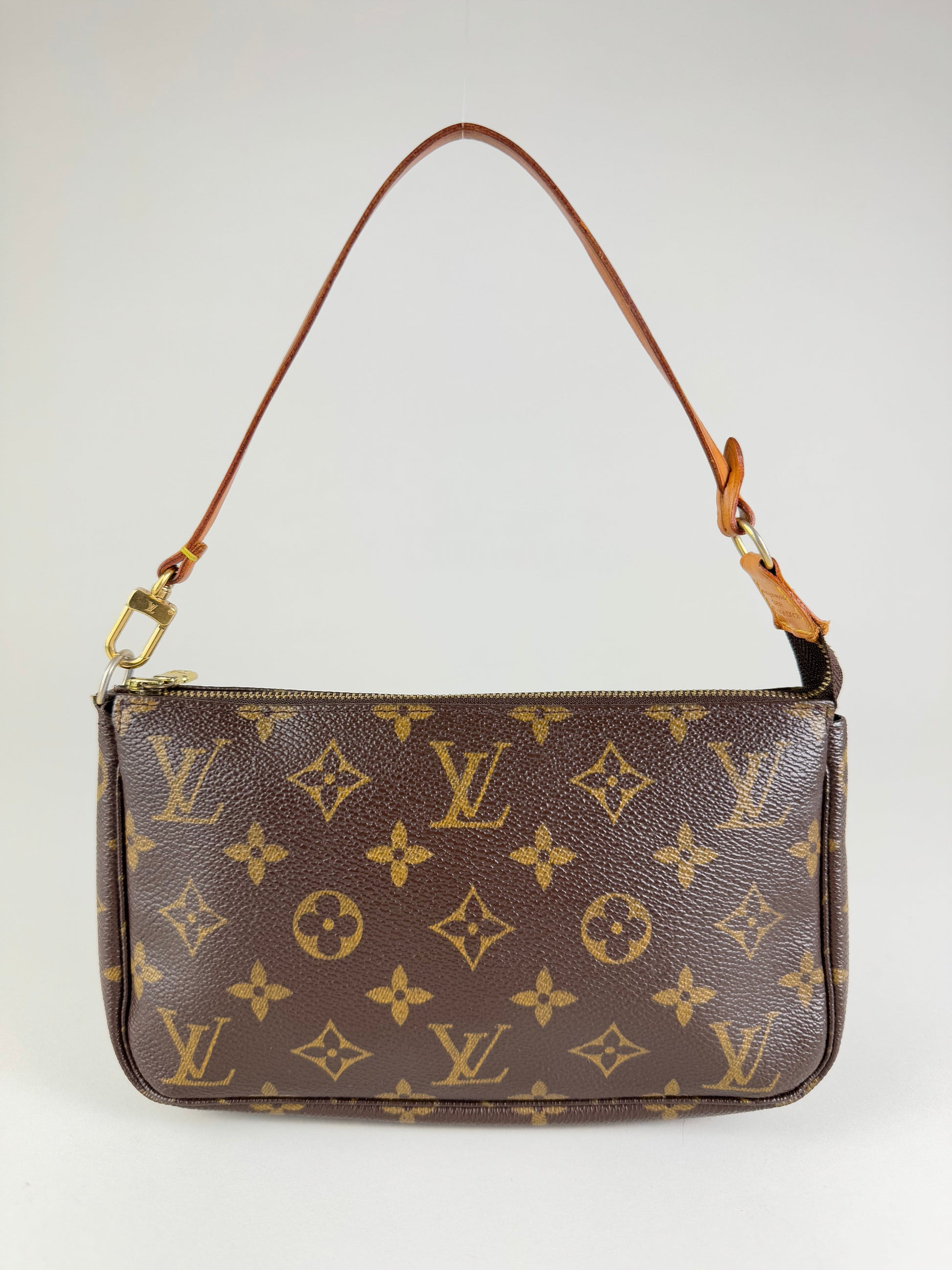 Louis Vuitton Pochette Accessories - respace.studio