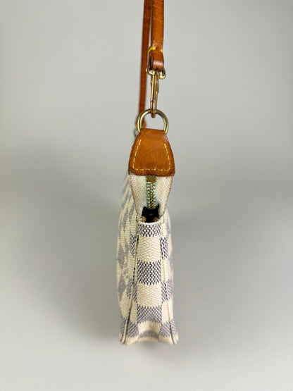 Louis Vuitton Pochette Accessories - respace.studio