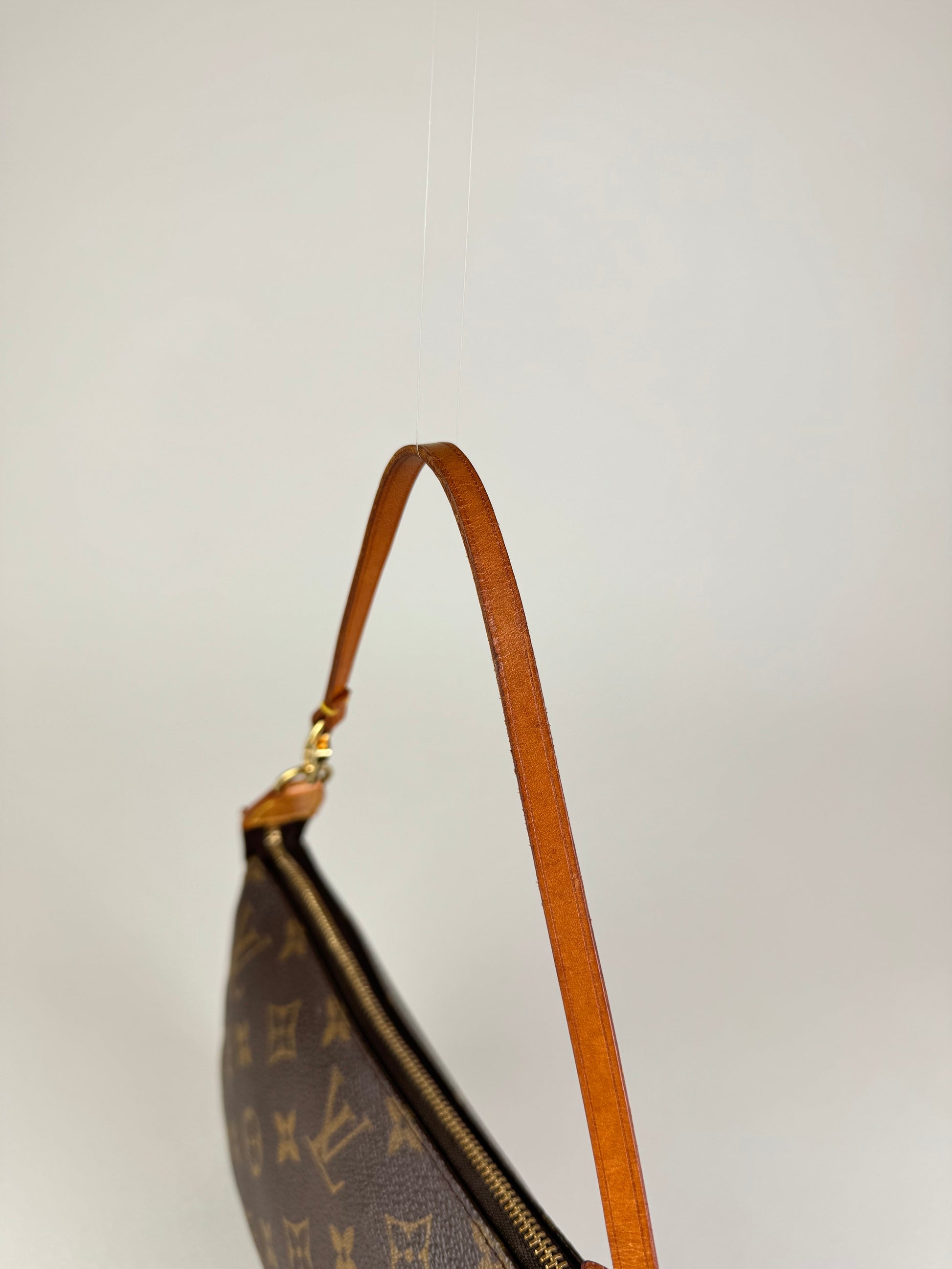 Louis Vuitton Pochette Accessories - respace.studio