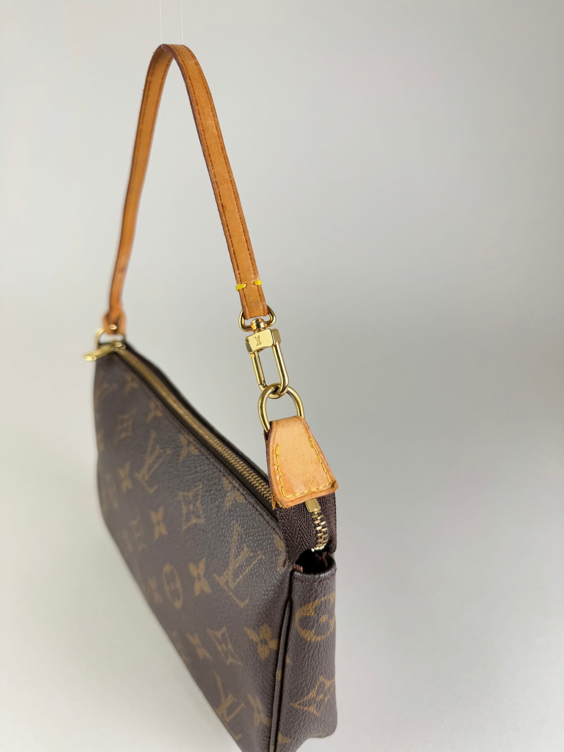 Louis Vuitton Pochette Accessories - respace.studio