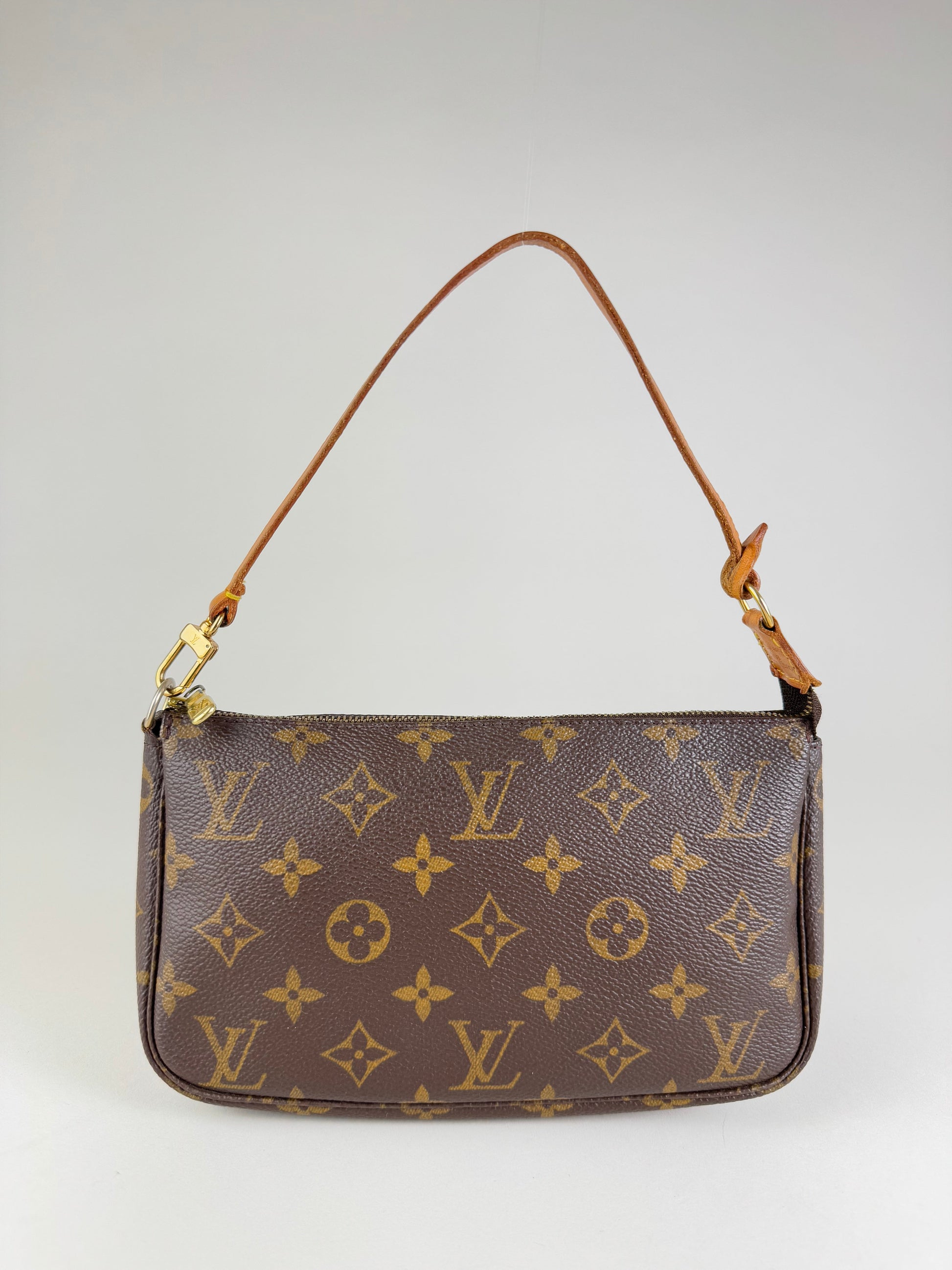 Louis Vuitton Pochette Accessories - respace.studio