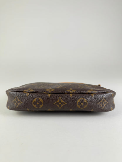 Louis Vuitton Pochette Accessories - respace.studio