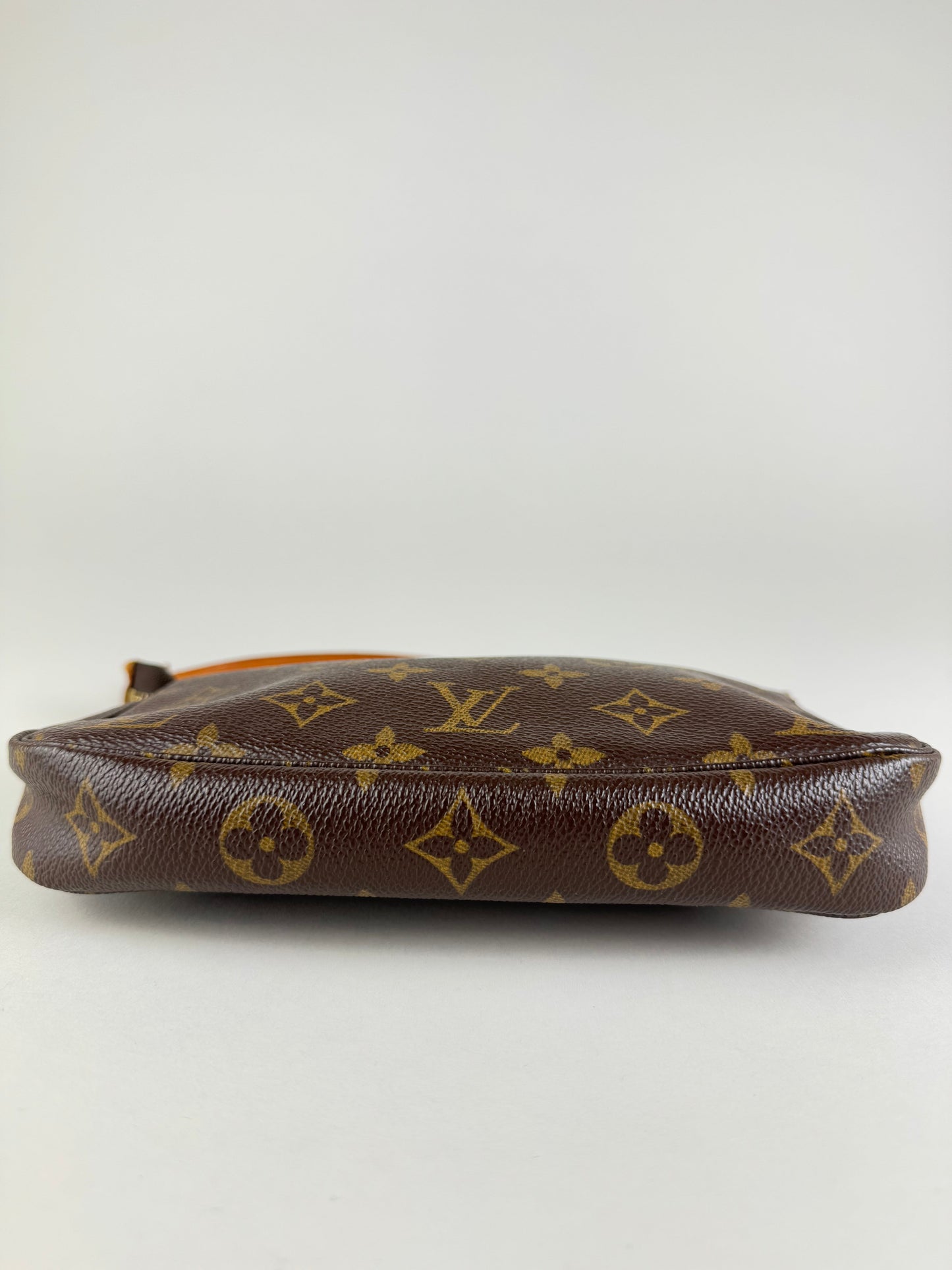 Louis Vuitton Pochette Accessories - respace.studio