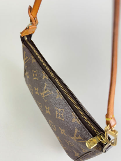 Louis Vuitton Pochette Accessories - respace.studio