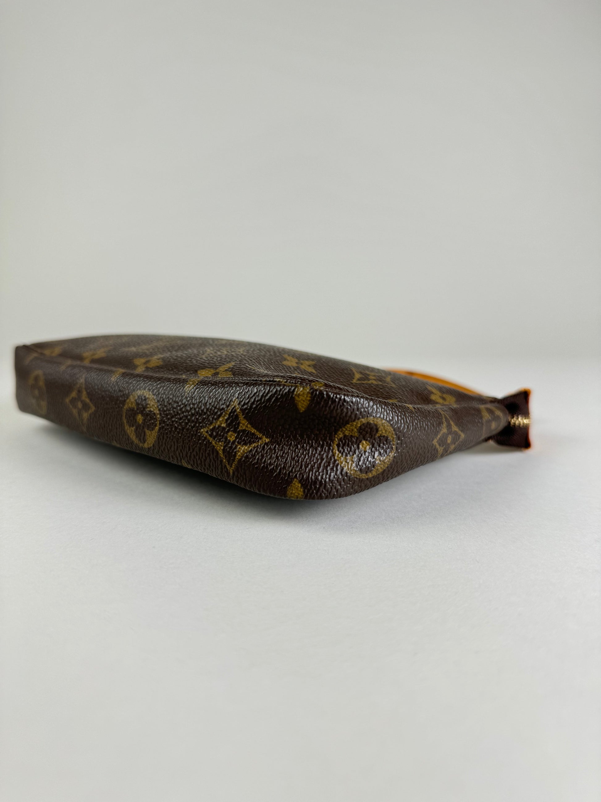 Louis Vuitton Pochette Accessories - respace.studio