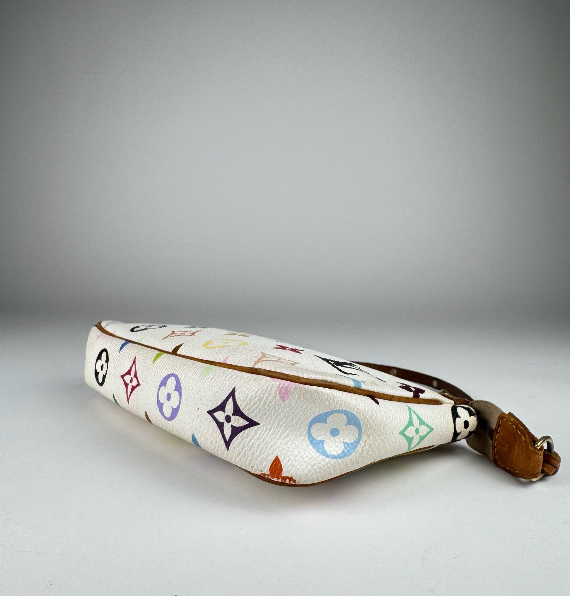 Louis Vuitton Pochette Accessories Murakami - respace.studio