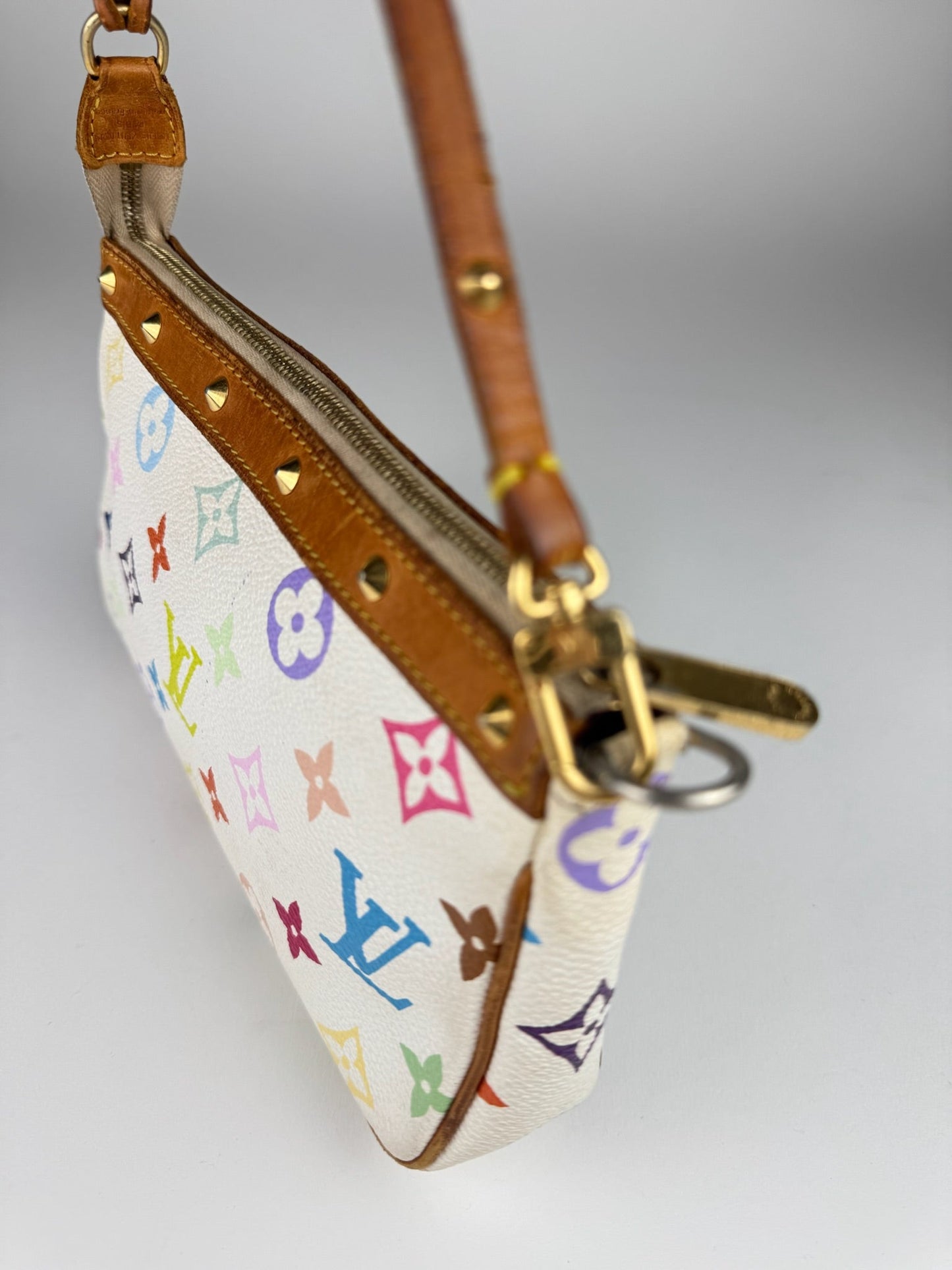 Louis Vuitton Pochette Accessories Murakami - respace.studio
