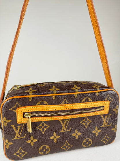 Louis Vuitton Pochette Cite - respace.studio