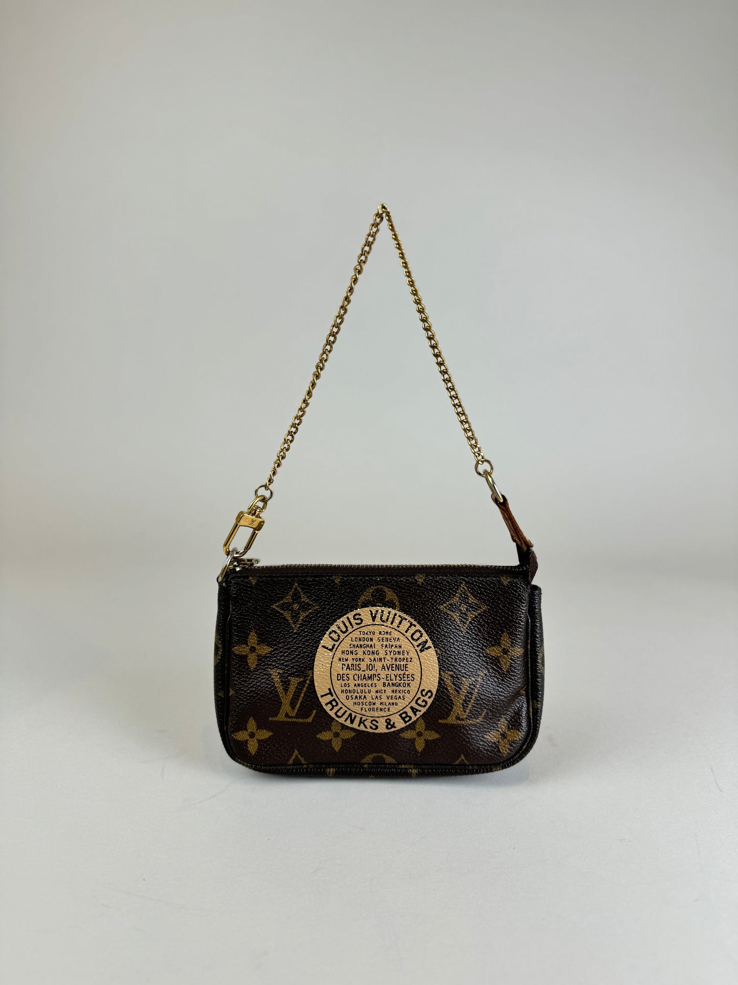 Louis Vuitton Pochette T&B - respace.studio