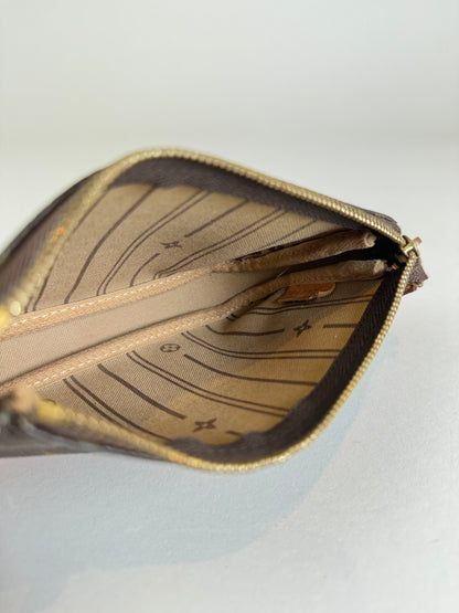 Louis Vuitton Pochette T&B - respace.studio