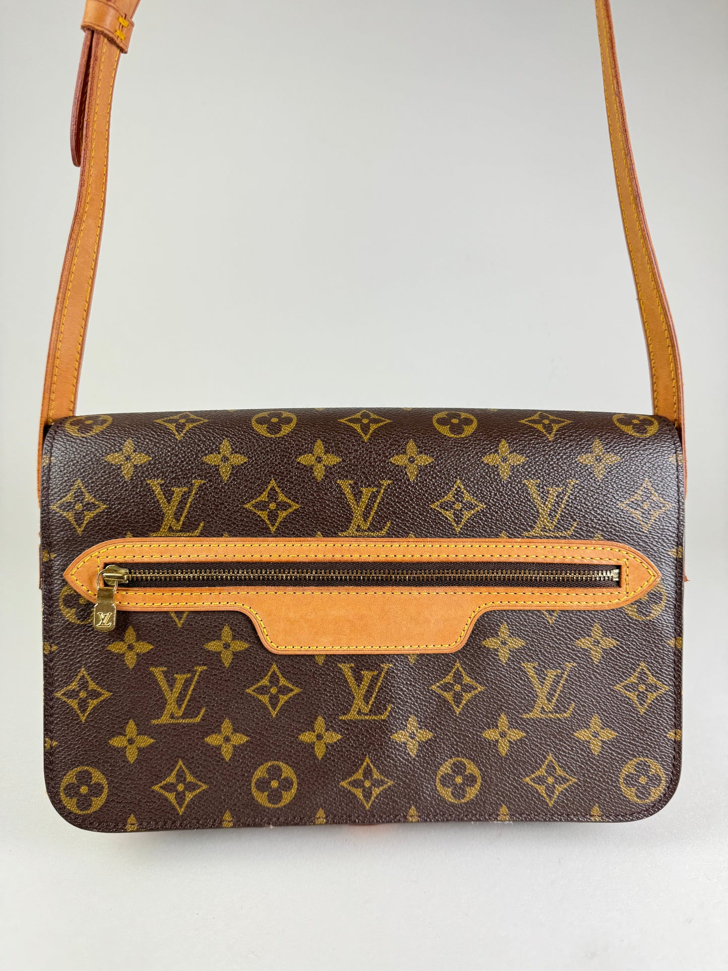 Louis Vuitton Saint Germain 27 - respace.studio