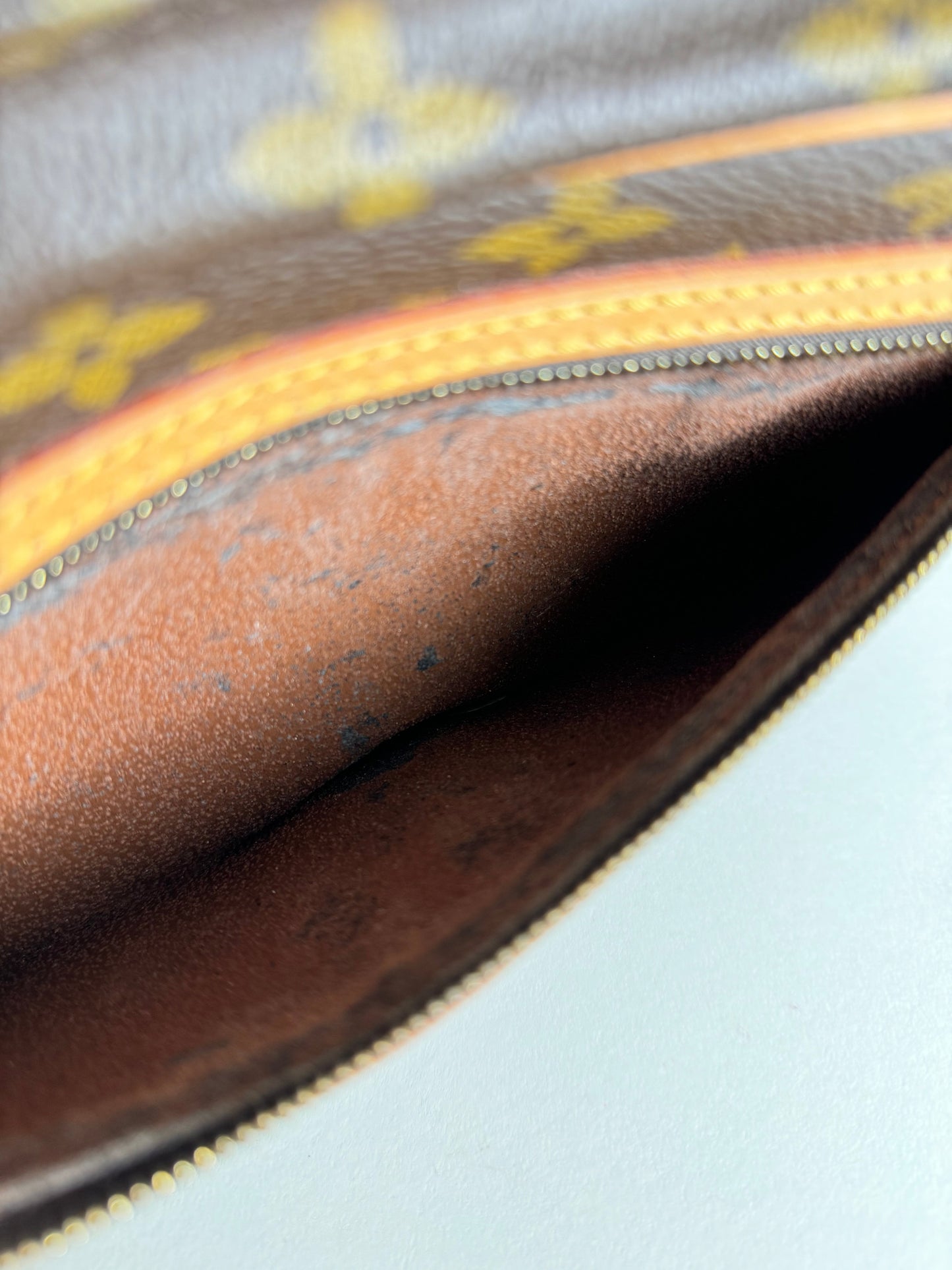Louis Vuitton Saint Germain 27 - respace.studio