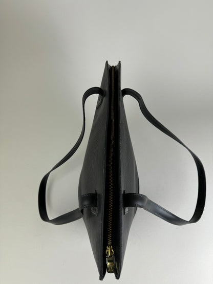 Louis Vuitton Saint Jacques - respace.studio