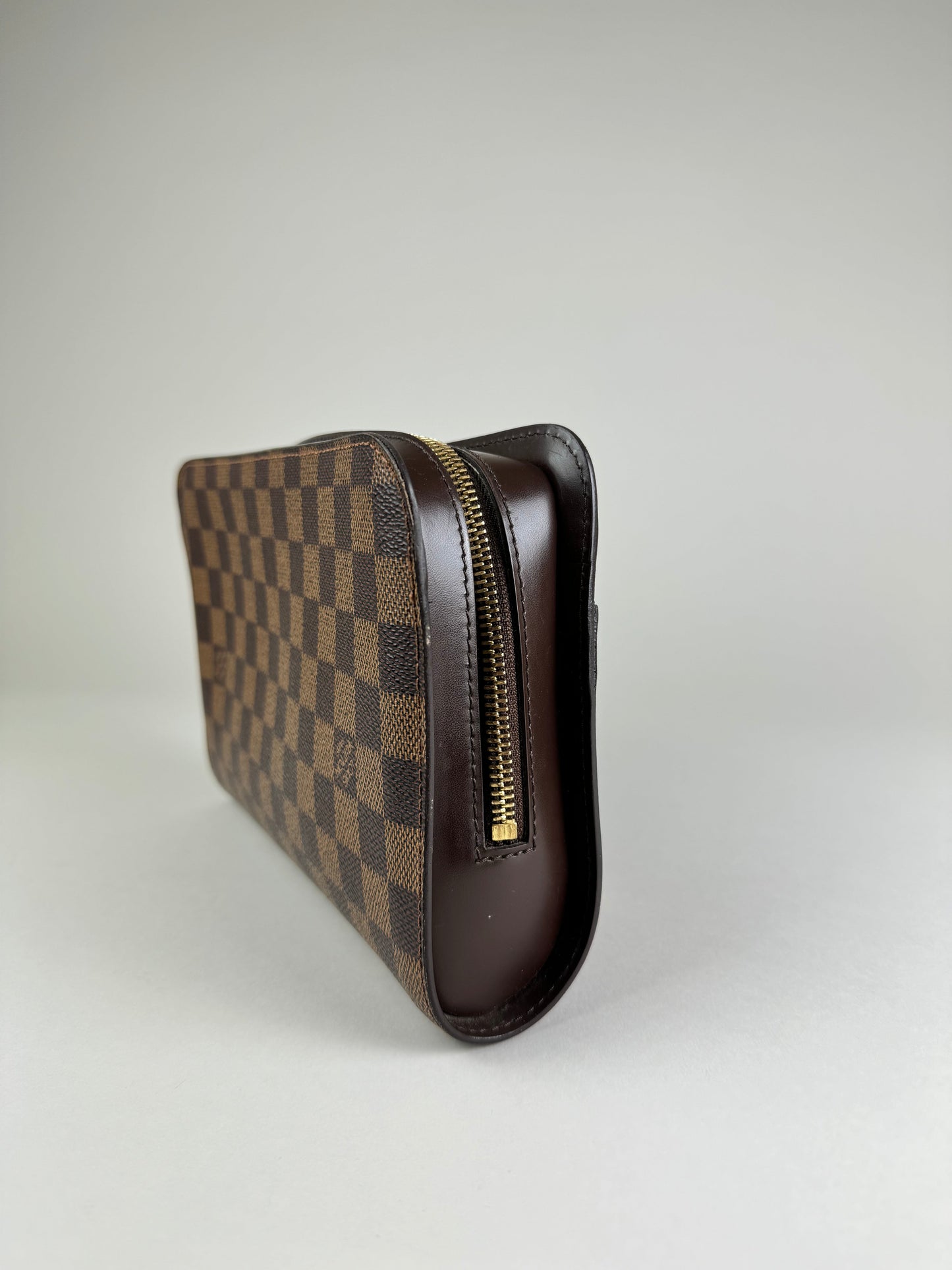 Louis Vuitton Saint Louis - respace.studio