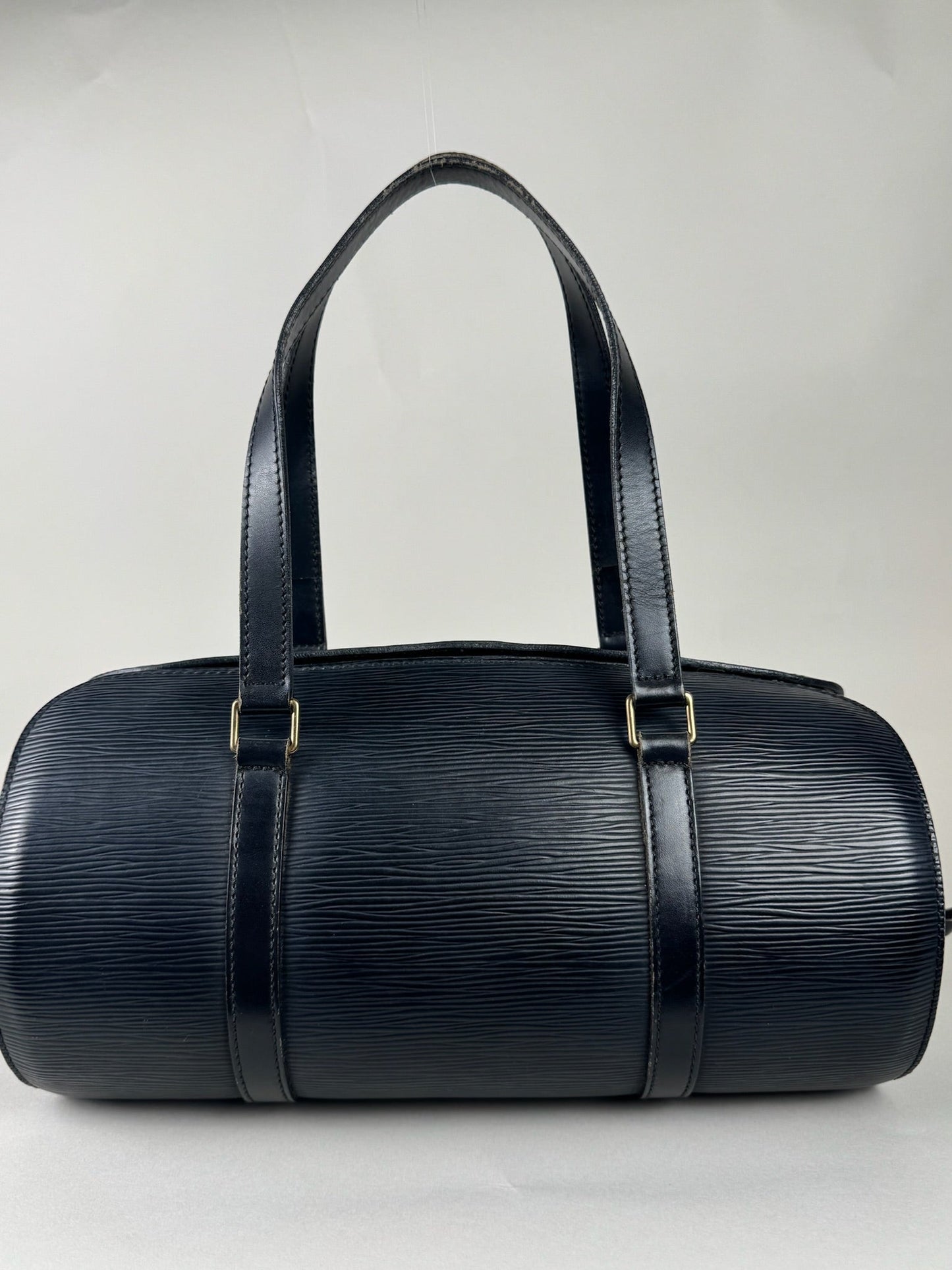 Louis Vuitton Soufflot Epi - respace.studio