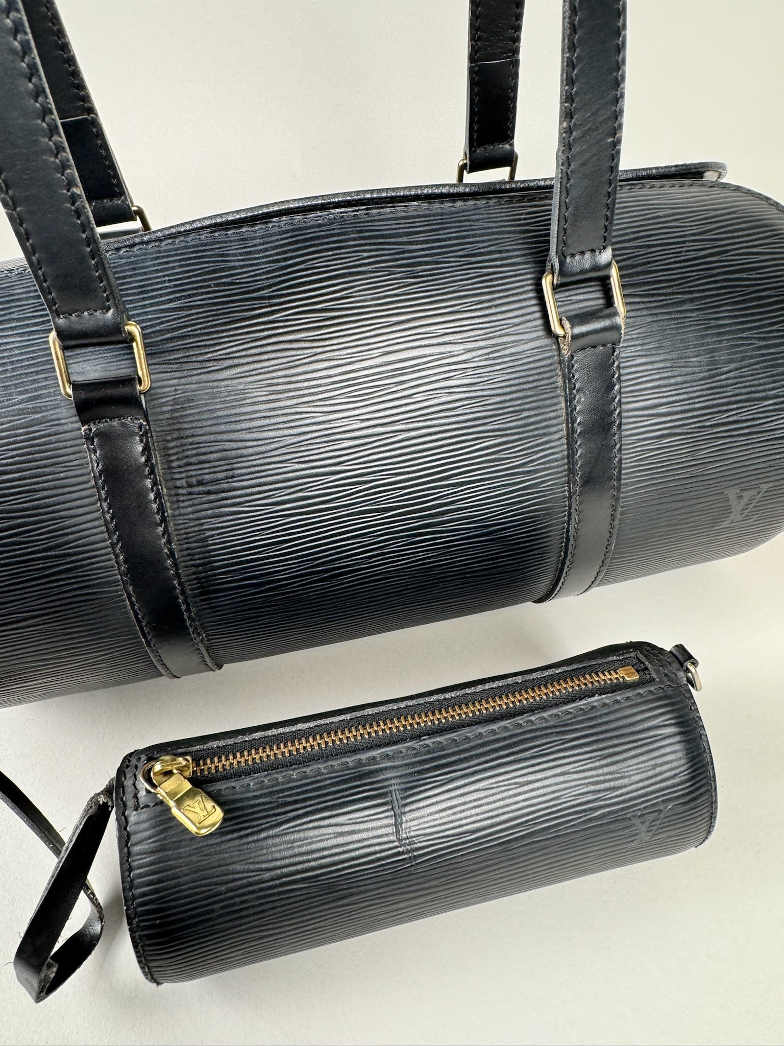 Louis Vuitton Soufflot Epi - respace.studio