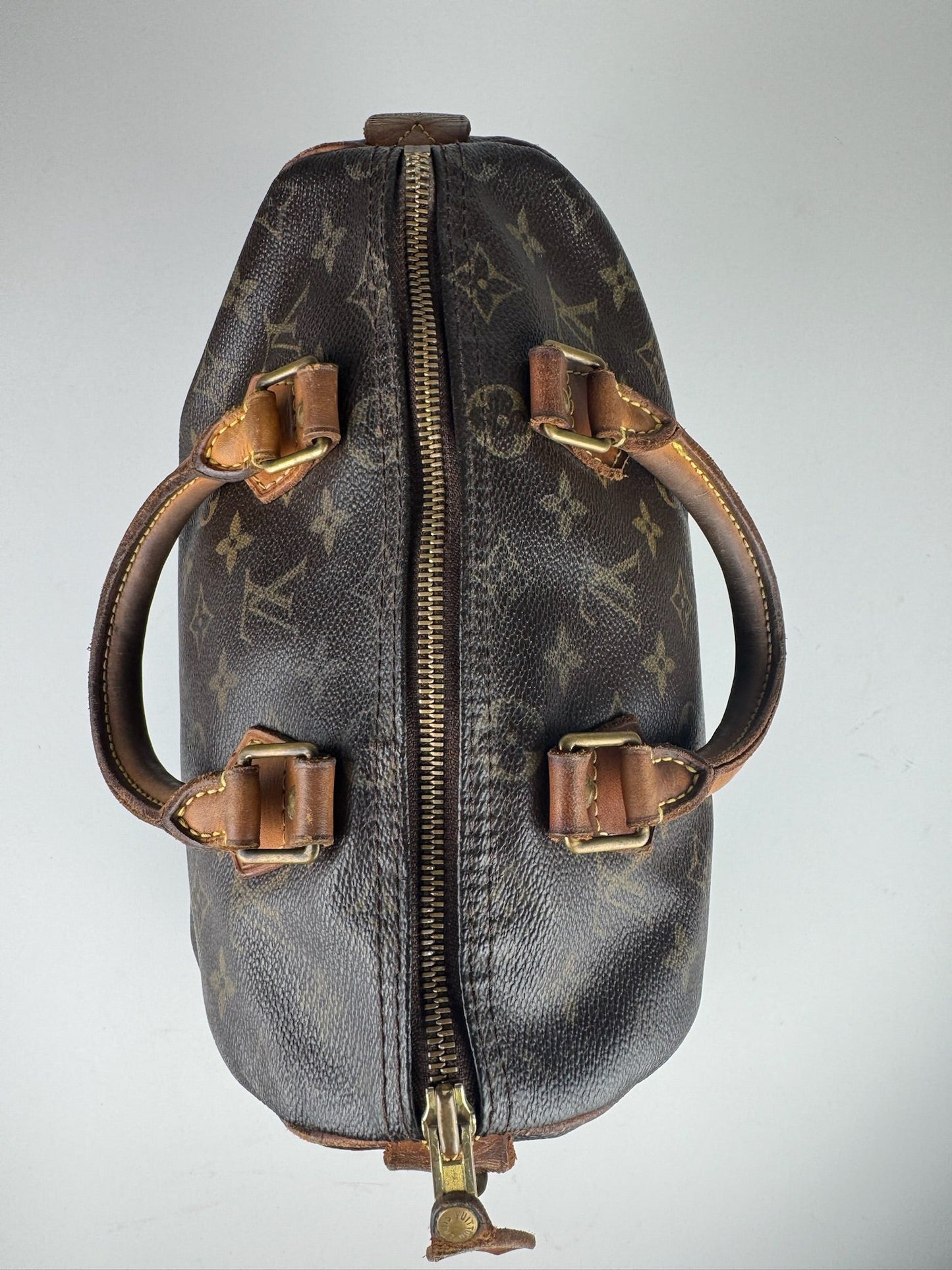 Louis Vuitton Speedy 25 - respace.studio