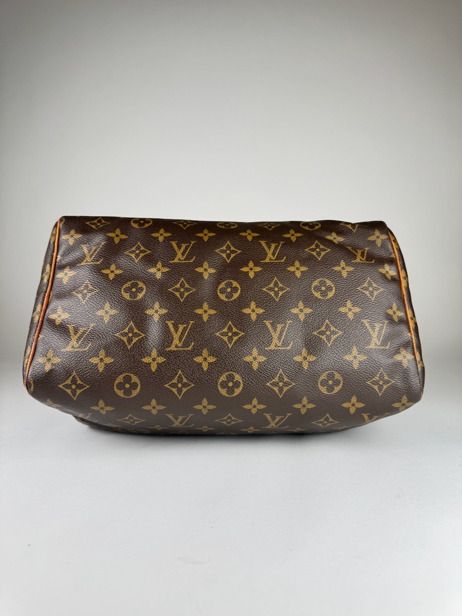 Louis Vuitton Speedy 30 - respace.studio