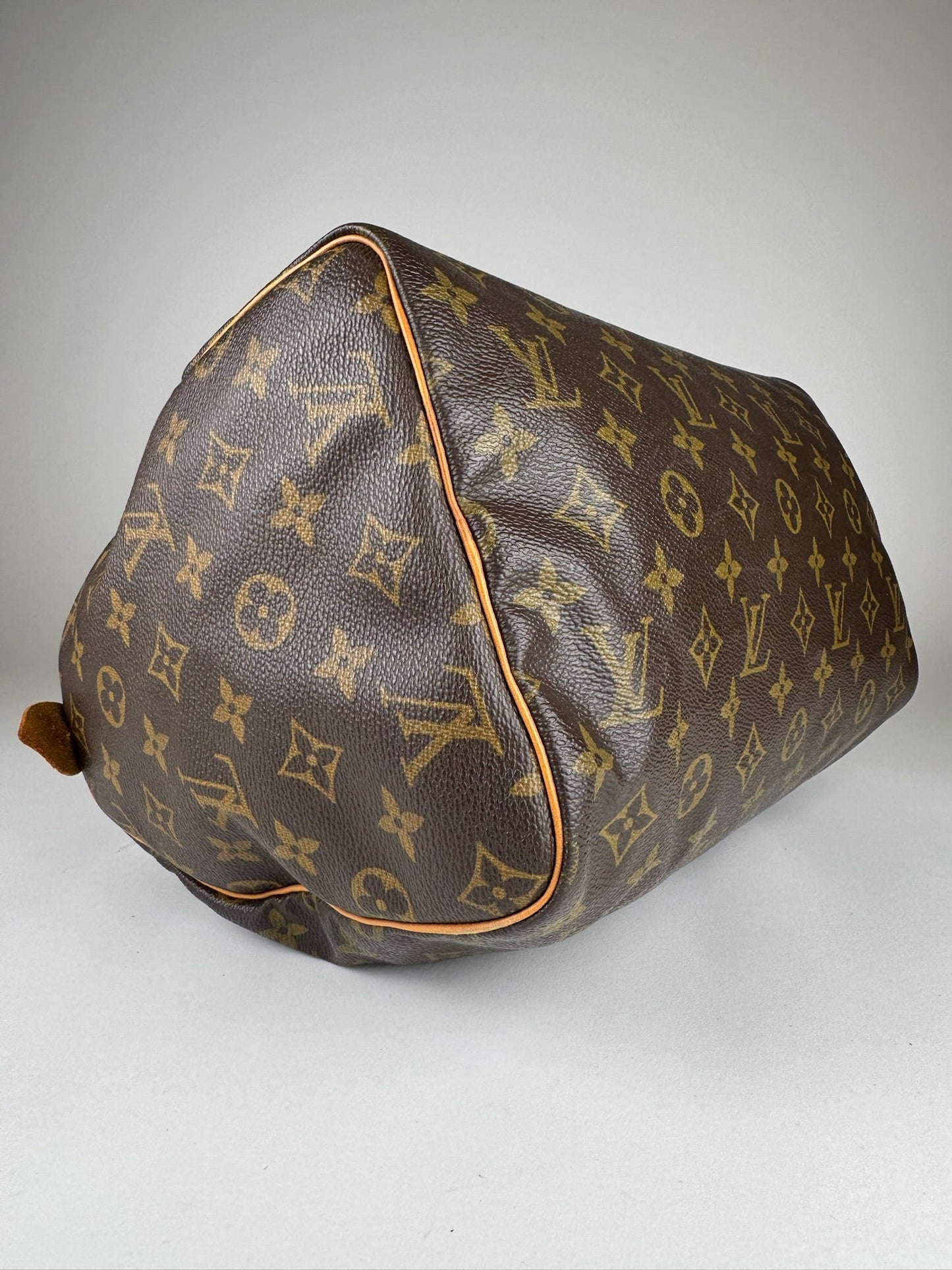 Louis Vuitton Speedy 30 - respace.studio