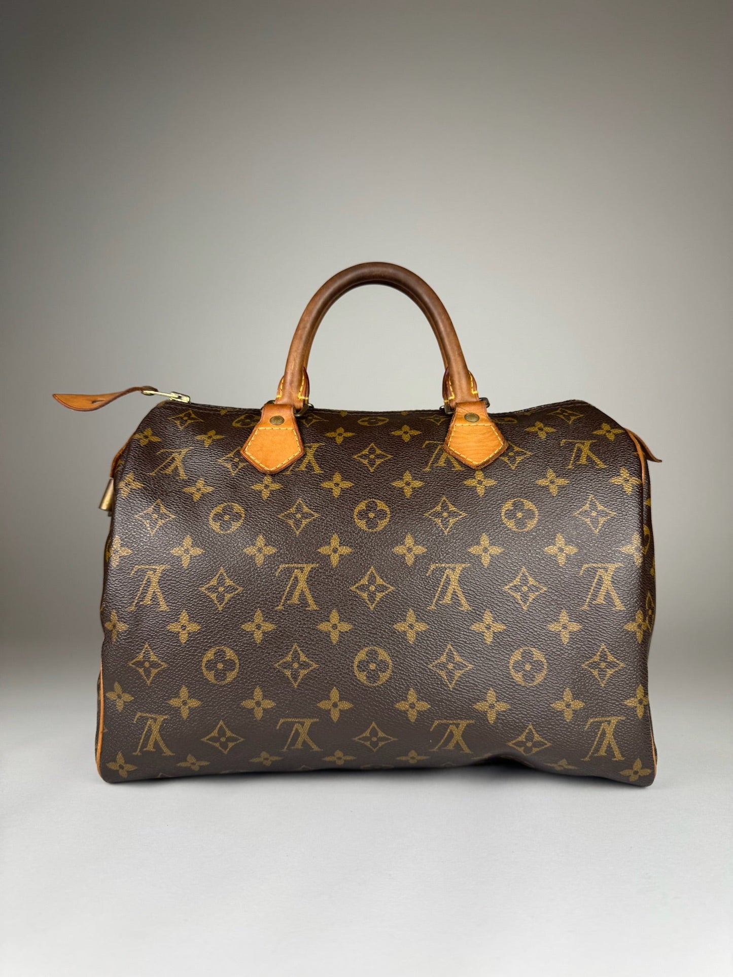 Louis Vuitton Speedy 30 - respace.studio