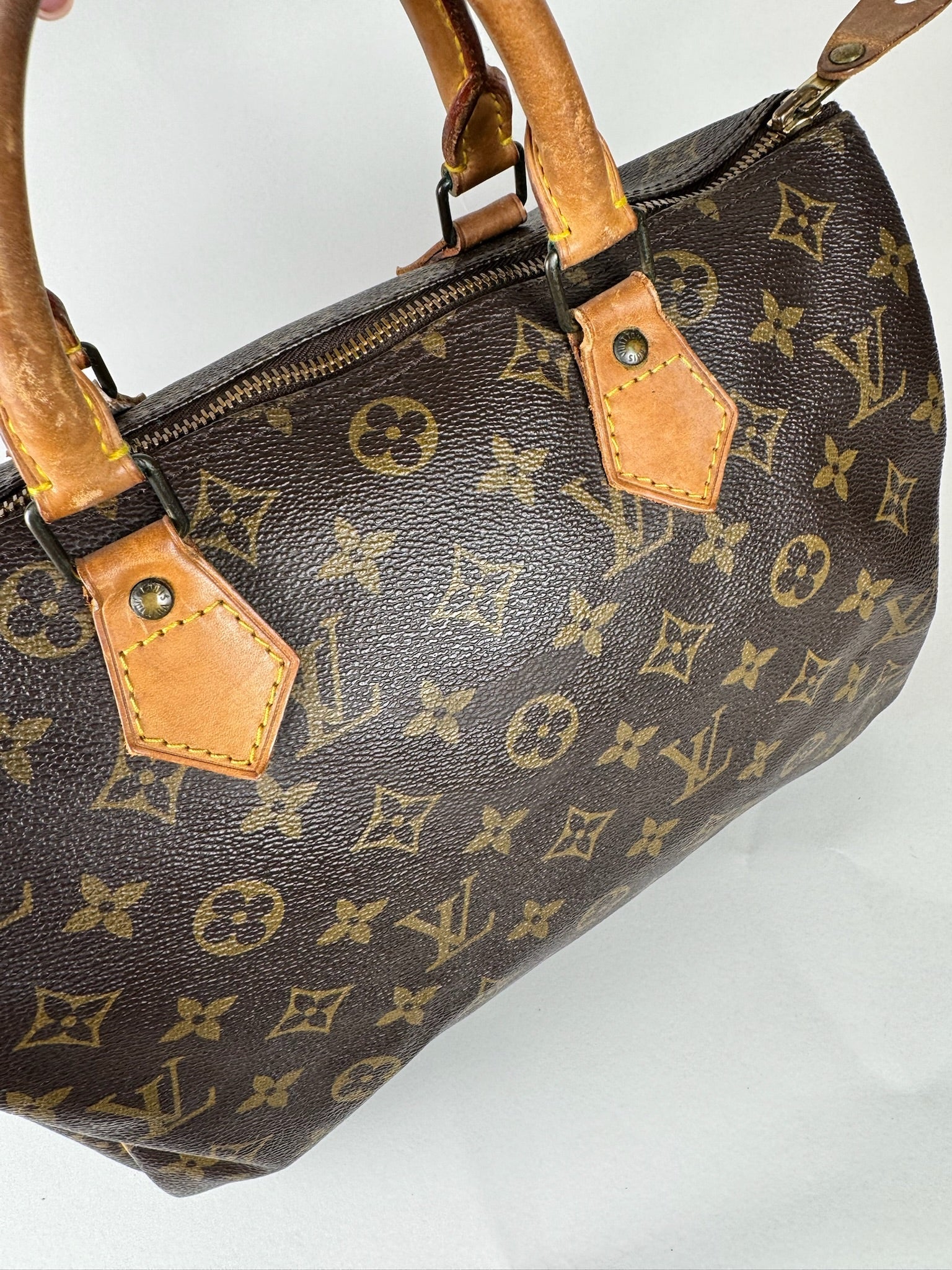 Louis Vuitton Speedy 30 - respace.studio