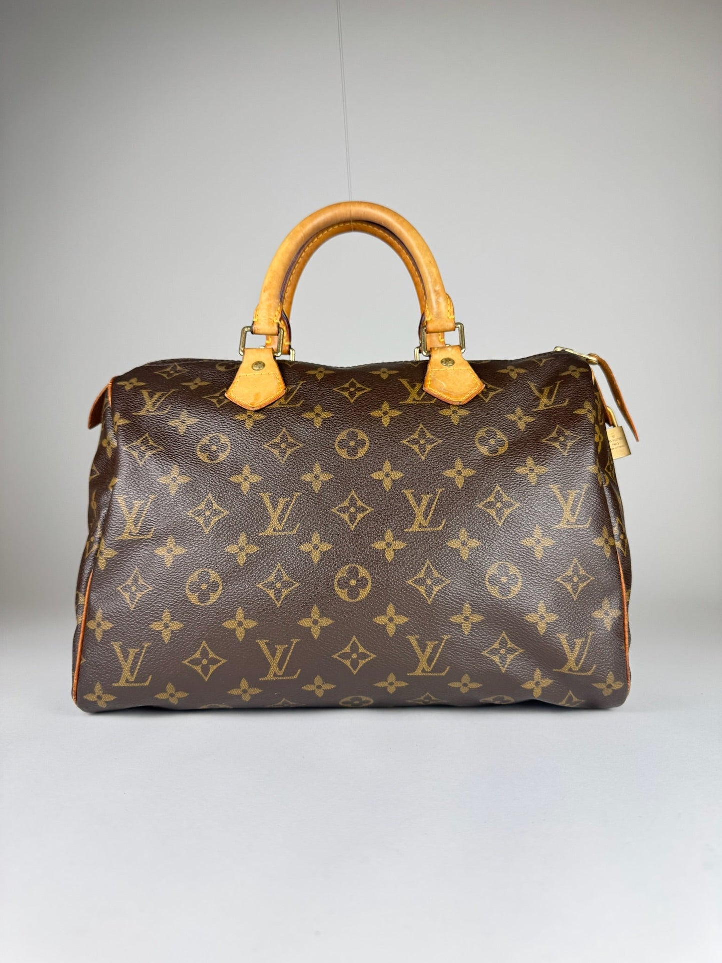 Louis Vuitton Speedy 30 - respace.studio