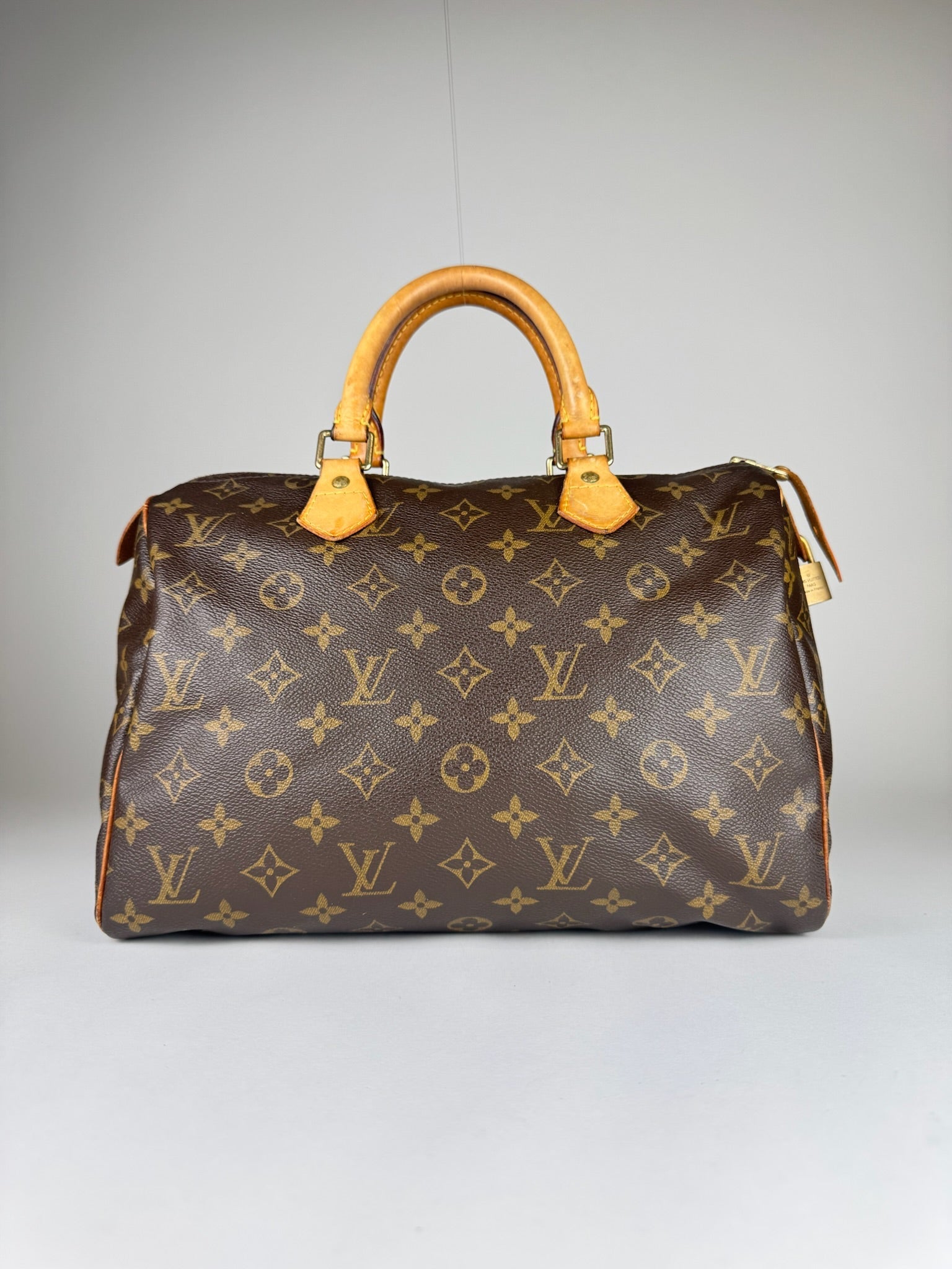Louis Vuitton Speedy 30 - respace.studio