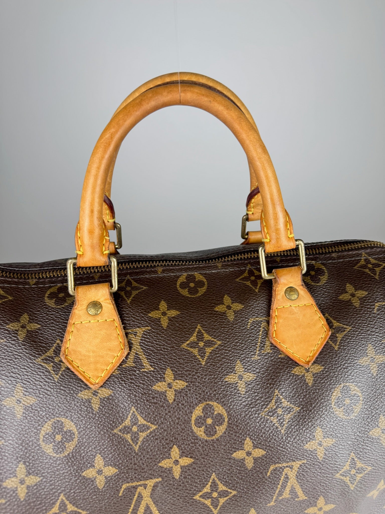 Louis Vuitton Speedy 30 - respace.studio
