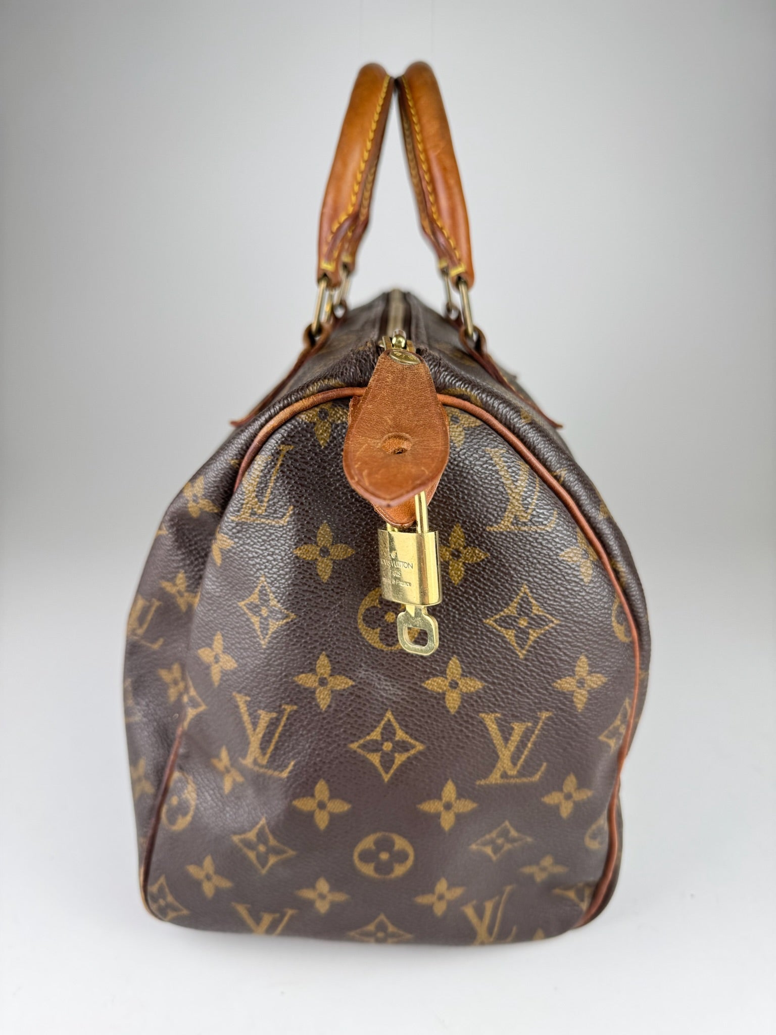 Louis Vuitton Speedy 30 - respace.studio