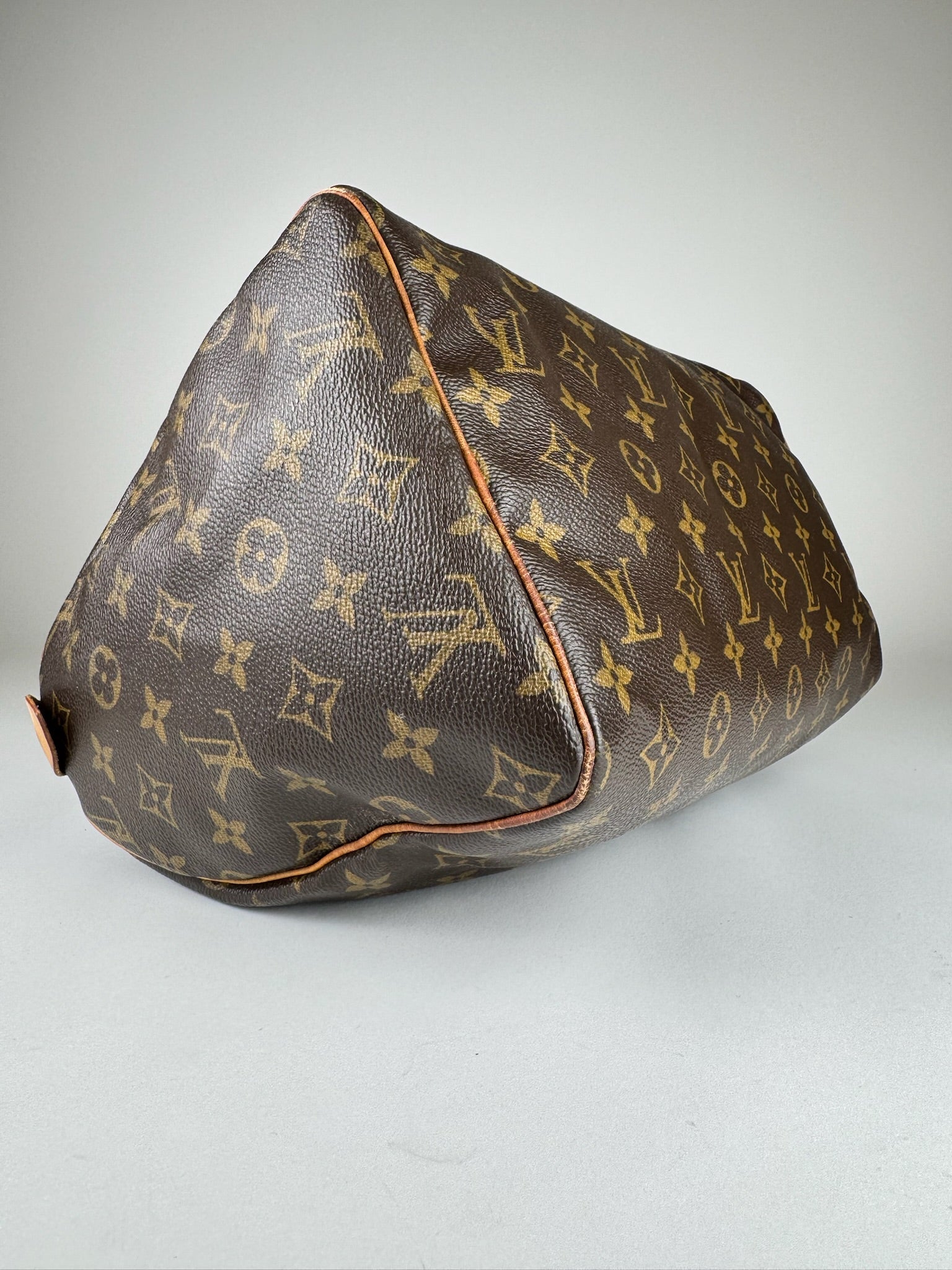 Louis Vuitton Speedy 30 - respace.studio