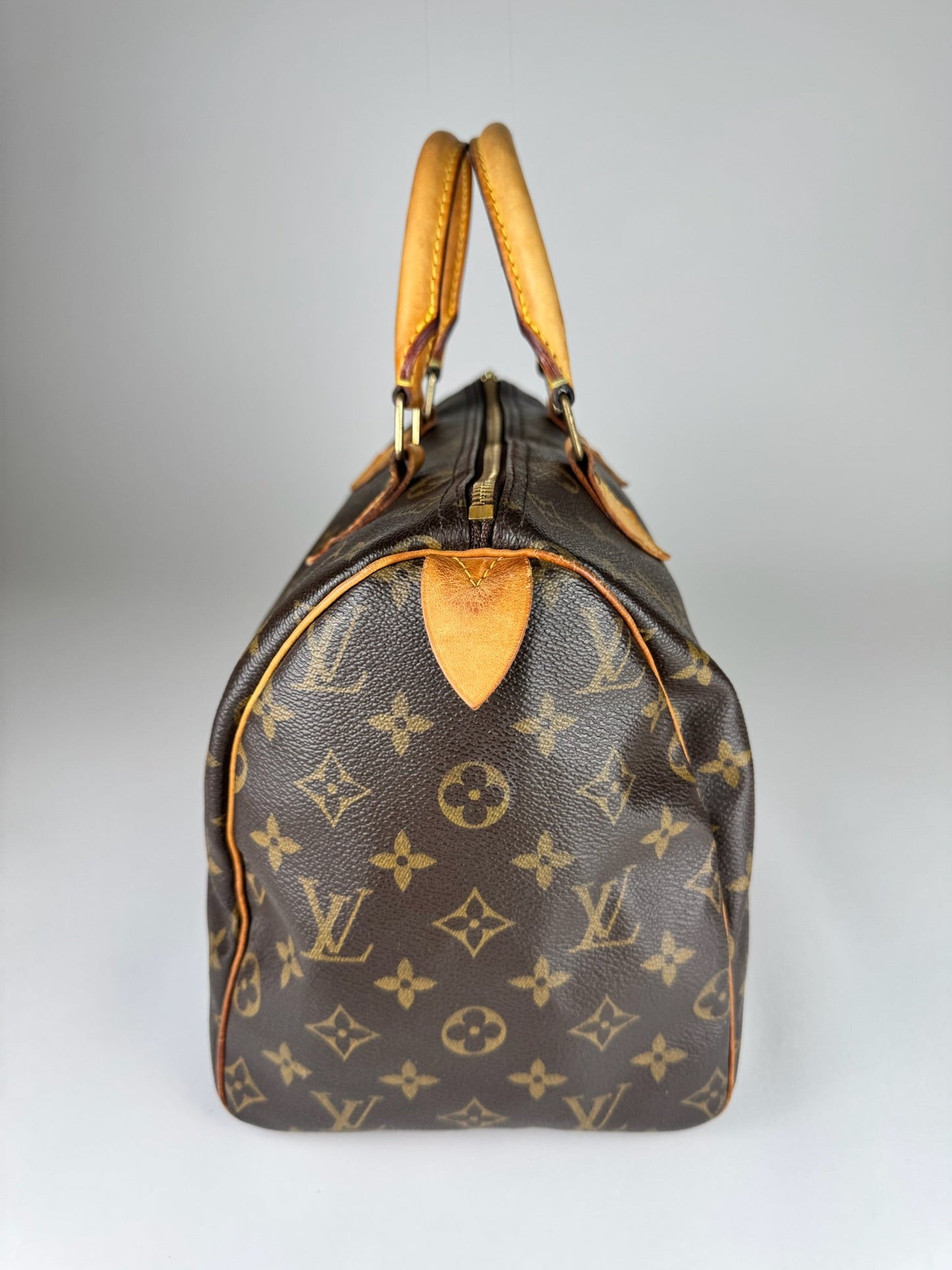 Louis Vuitton Speedy 30 - respace.studio