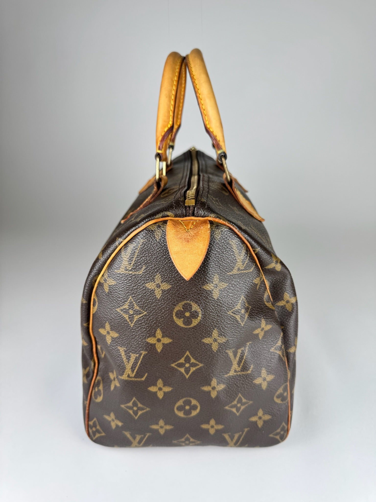Louis Vuitton Speedy 30 - respace.studio
