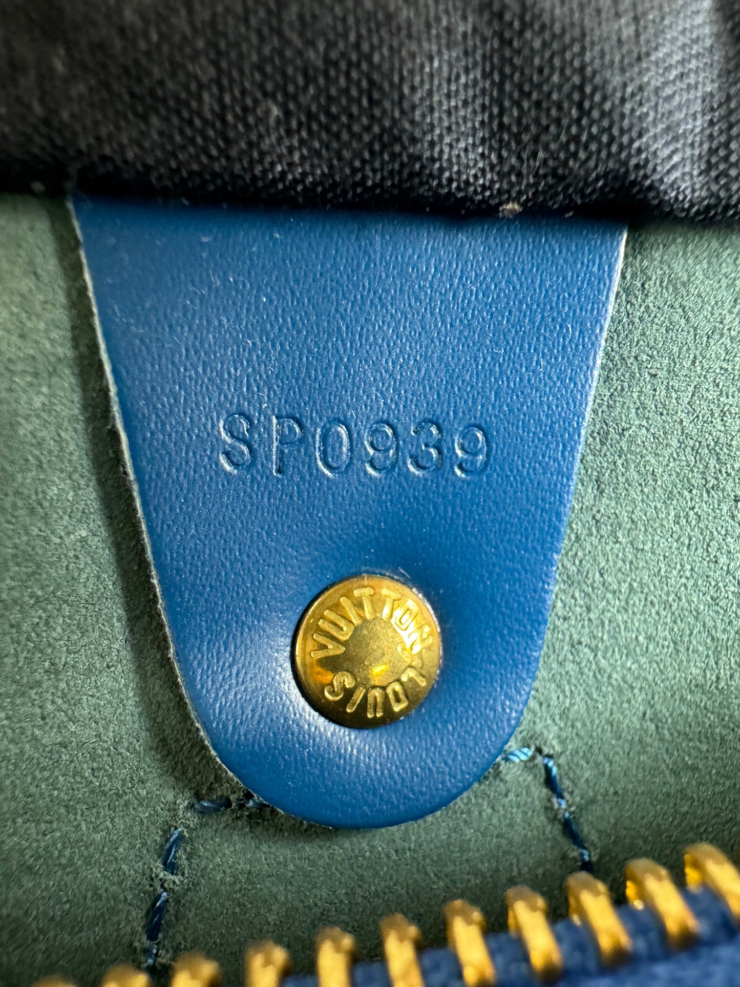 Louis Vuitton Speedy 30 - respace.studio